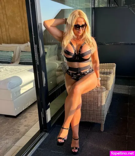 Debbie Zwiers OnlyFans Thumbnail #B5Qm2Sd6vB