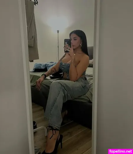 Debora Bloise OnlyFans Thumbnail #a9aZFAAKDi