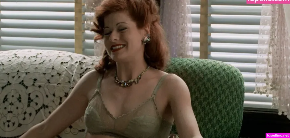 Debra Messing OnlyFans Thumbnail #CtdpyNp4Jk