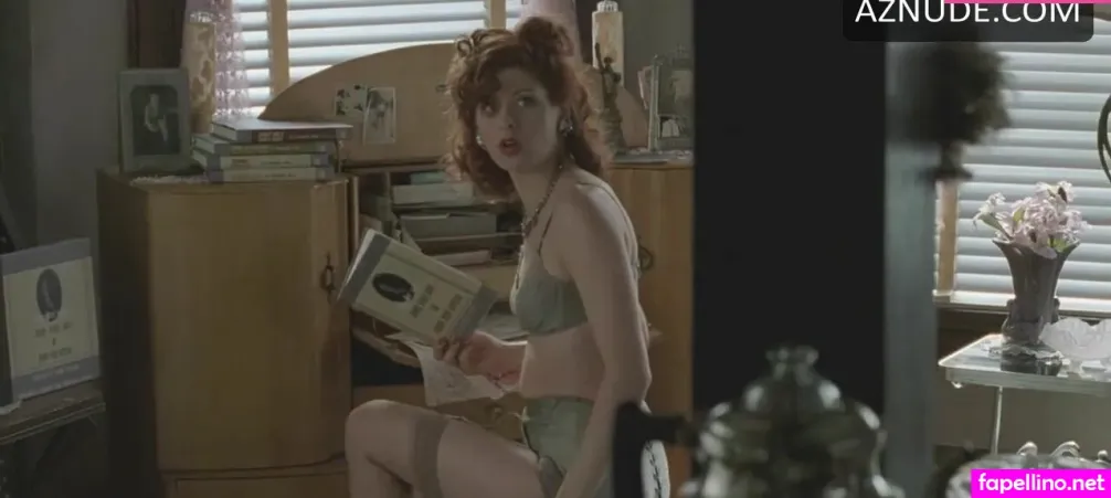 Debra Messing OnlyFans Thumbnail #NuHTVdV4Le