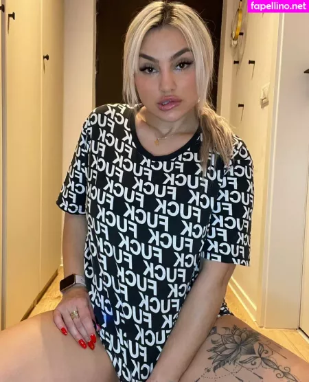 Debrafox OnlyFans Thumbnail #fXgN1J7XgY