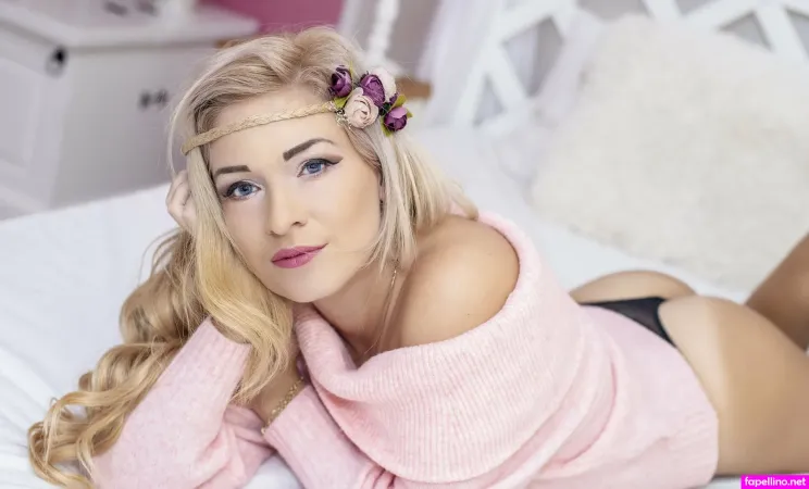 Debralee Main Profile Photo