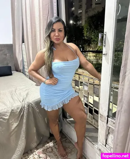 Deby Valente Main Profile Photo