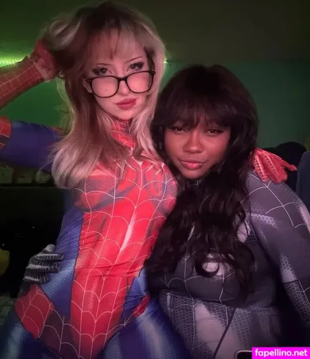 Decayingpeach 2 Main Profile Photo