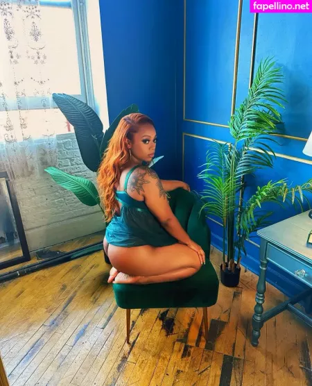 Dee Dee Davis OnlyFans Thumbnail #0l0n9GIhLw