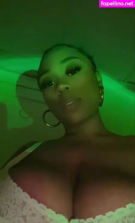 Dee Dee Davis OnlyFans Thumbnail #5kIltPqBrX