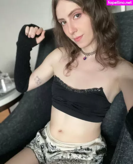 Dee Dee OnlyFans Thumbnail #20l4OjIjEy