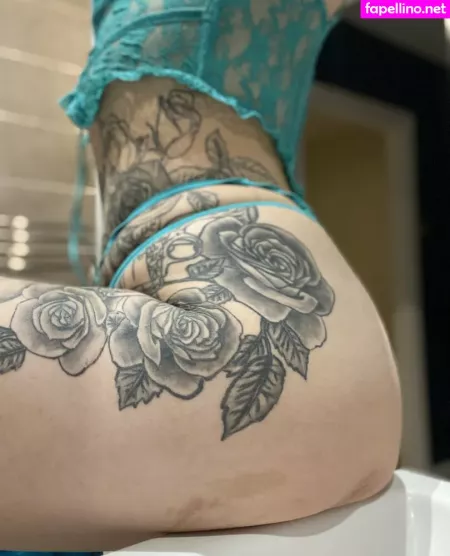 Dee Louisexx OnlyFans Thumbnail #ItzEH3F9D5