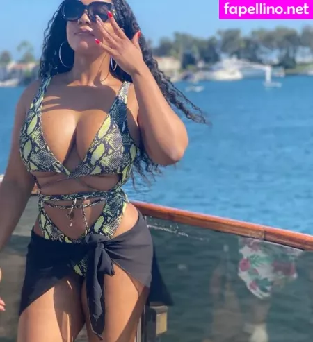 Dee Shanell OnlyFans Thumbnail #P0ifYJkTY1