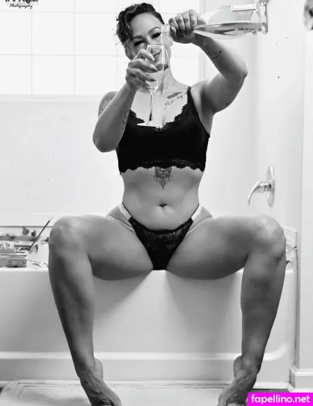 Dee Walker OnlyFans Thumbnail #jDKIs5y5vR