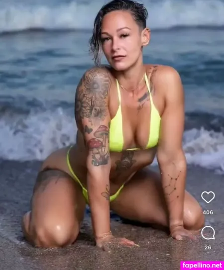 Dee Walker Main Profile Photo