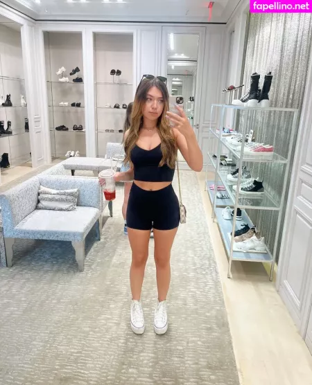 Deedeemariev OnlyFans Thumbnail #NZKLCMk1eY