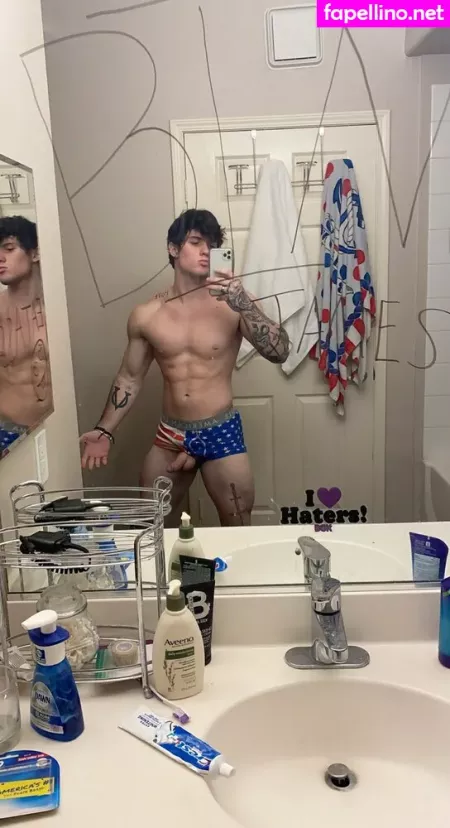 Deek Aesthetic OnlyFans Thumbnail #W1OzU2C8KK