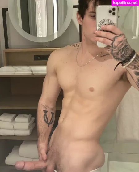 Deek Aesthetic OnlyFans Thumbnail #r2BHDrXD4X
