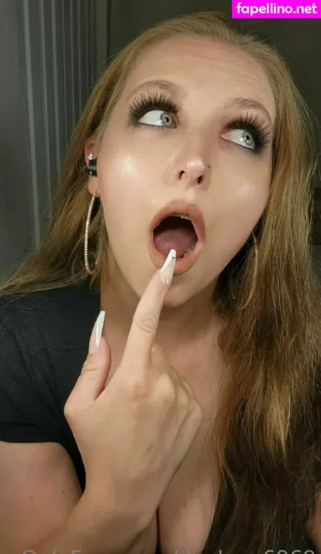 Deelove6969 OnlyFans Thumbnail #EfuPlSVtm9
