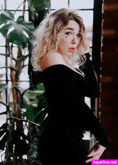 Deepbunnyhole OnlyFans Thumbnail #Jx8CFQsl9N