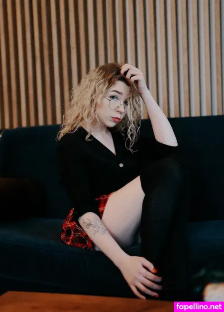 Deepbunnyhole OnlyFans Thumbnail #x4HS89aeU0