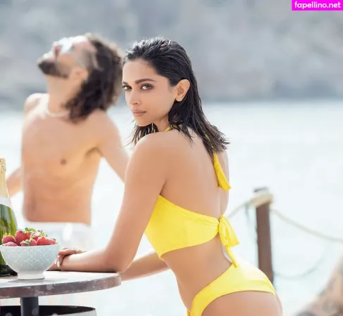 Deepika Padukone OnlyFans Thumbnail #1i5u9KMbYT