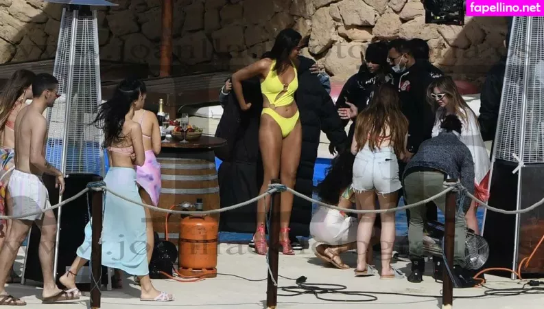 Deepika Padukone OnlyFans Thumbnail #HE8bS6Oprd