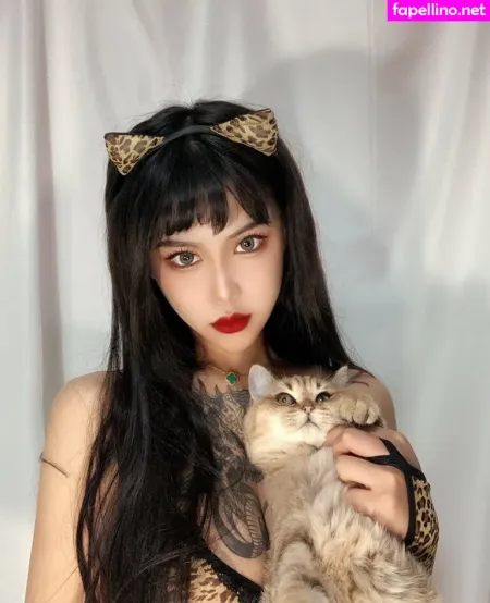 Deer White OnlyFans Thumbnail #kMQYo8Stuc