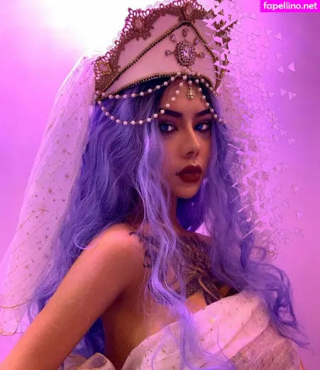 Deer White OnlyFans Thumbnail #rWmipmYf8a