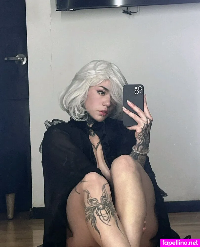 darkestelaine, definitelylanie Nude Leaked OnlyFans Photo #kQ9XXL6IXT