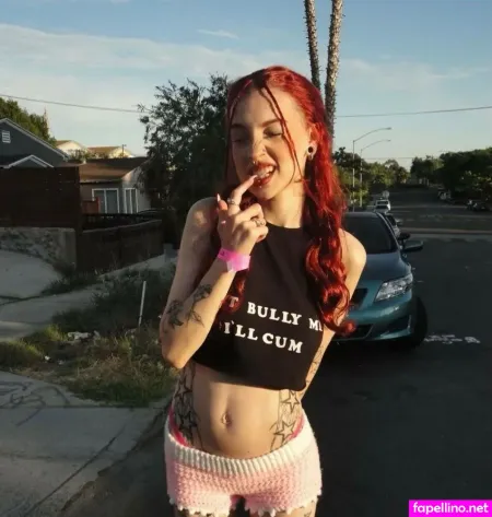 Definitelynotd OnlyFans Thumbnail #2ScZowBEBO