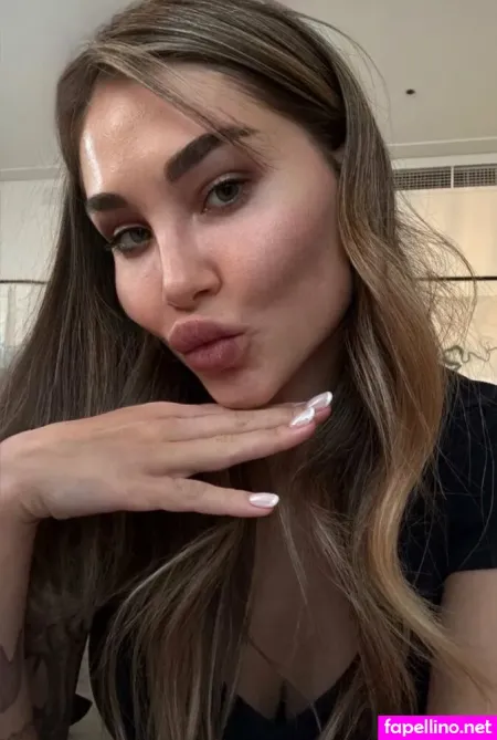 Definy Main Profile Photo