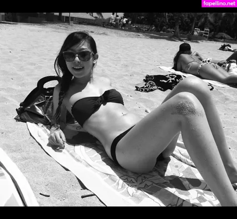 Deira Hanzawa OnlyFans Thumbnail #7vNtsgjsEO