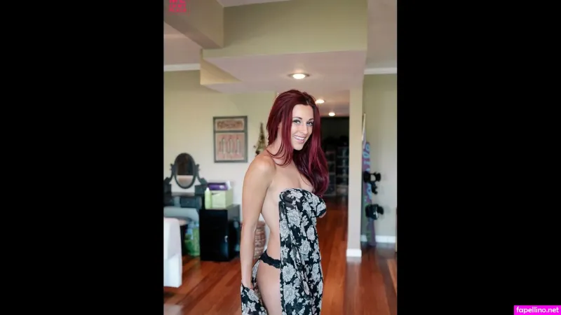 Deirdre Barnes OnlyFans Thumbnail #onfmRIg4It