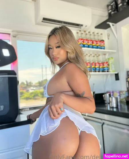 Deja Bae OnlyFans Thumbnail #tDVQRhjsQw