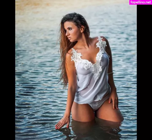 Dekany Viktoria OnlyFans Thumbnail #AKSlrCX8cf