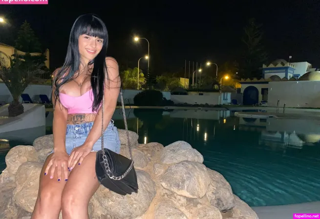 Delara Kassari Main Profile Photo