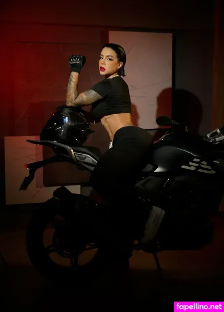 Delettraaoficial OnlyFans Thumbnail #N5dhda0nY1