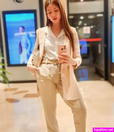 Delfi Valcat OnlyFans Thumbnail #RoWr7oXQ0V