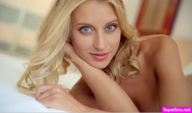 Delfinaa OnlyFans Thumbnail #2vTikBD3BQ