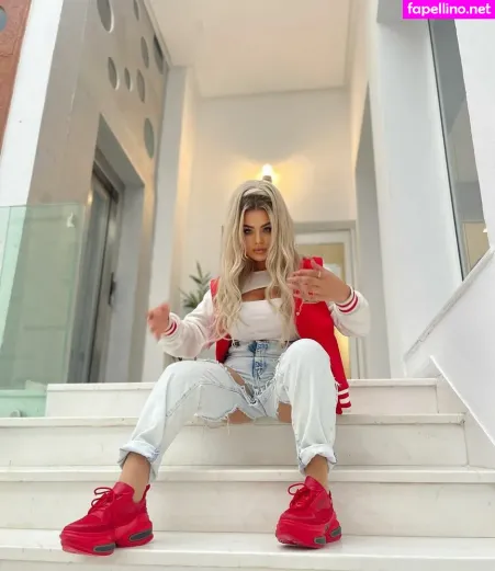 Deli Sana OnlyFans Thumbnail #VenGXY8Zx7