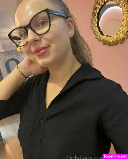 Deliamalkova OnlyFans Thumbnail #2Ehw6tWhrM