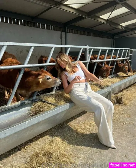 Deliciousdanielleee OnlyFans Thumbnail #CrtdRSsKX9