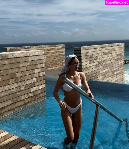 Delilah Belle Hamlin OnlyFans Thumbnail #EJlNtHX3cr