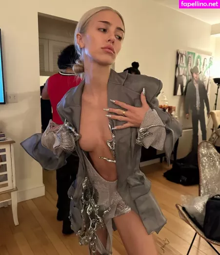 Delilah Belle Hamlin OnlyFans Thumbnail #U8MrHsnu7g