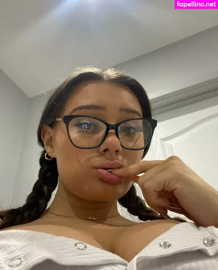 Delilahbellerae OnlyFans Thumbnail #8IYW11IBj6