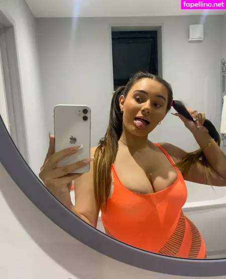 Delilahbellerae OnlyFans Thumbnail #9aD0EToXfr