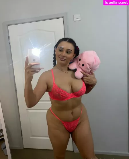 Delilahbellerae OnlyFans Thumbnail #KqwKH9QNGk