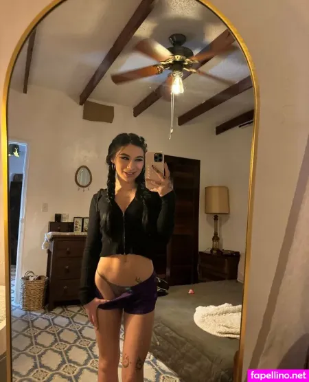 Delilahdagger 1 OnlyFans Thumbnail #e5xdKUMbHY