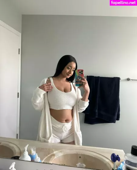 Delilahmoonxtra OnlyFans Thumbnail #XzIHM0tnZf