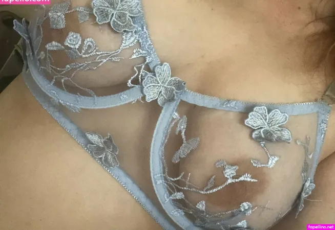 Delilaholivia OnlyFans Thumbnail #lEOixXJcUN