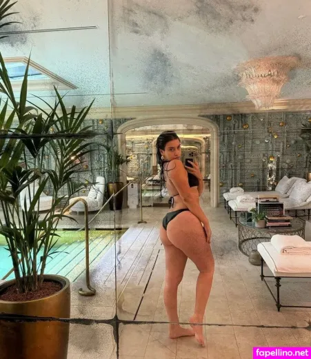 Dellara Legalbaddie OnlyFans Thumbnail #FGXLv6f64a