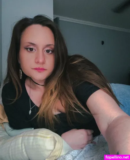 Delphidelacroix OnlyFans Thumbnail #AaAg02KQ5L