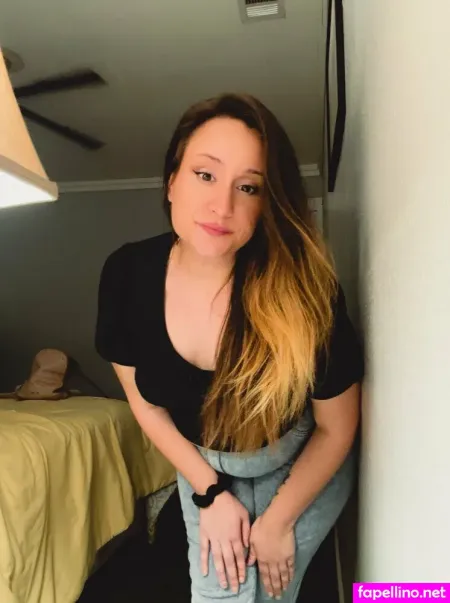 Delphidelacroix OnlyFans Thumbnail #hMInHtn0pv
